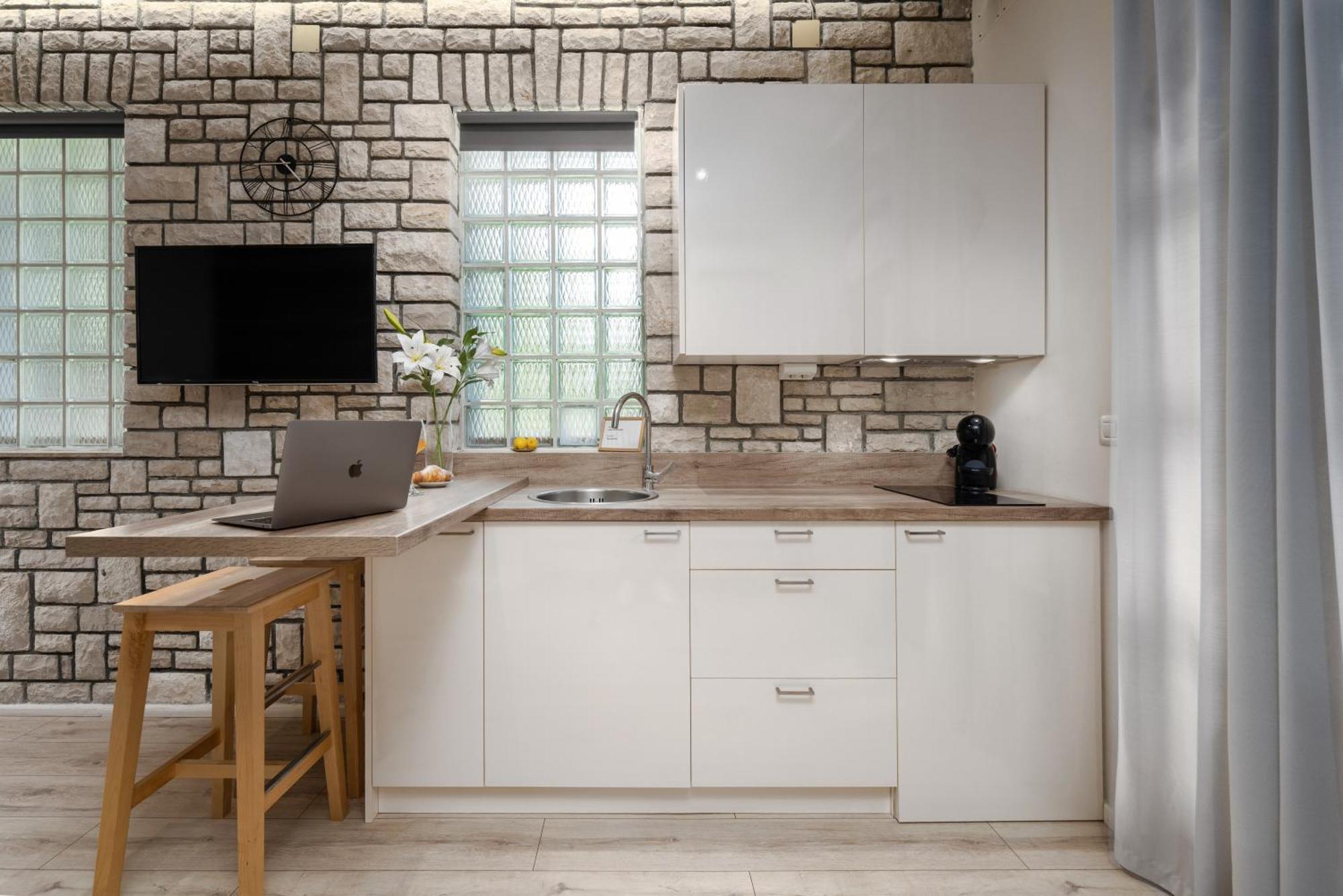 Luxe Studio Mr.M 2 Пула Екстериор снимка